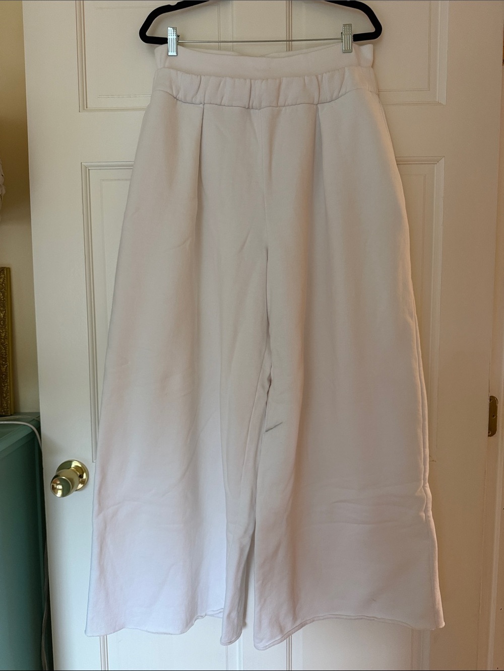 TKEES Wide-Leg SweatPants in White